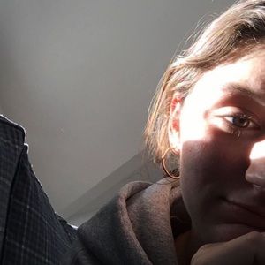 Meet your Posher, Harriette